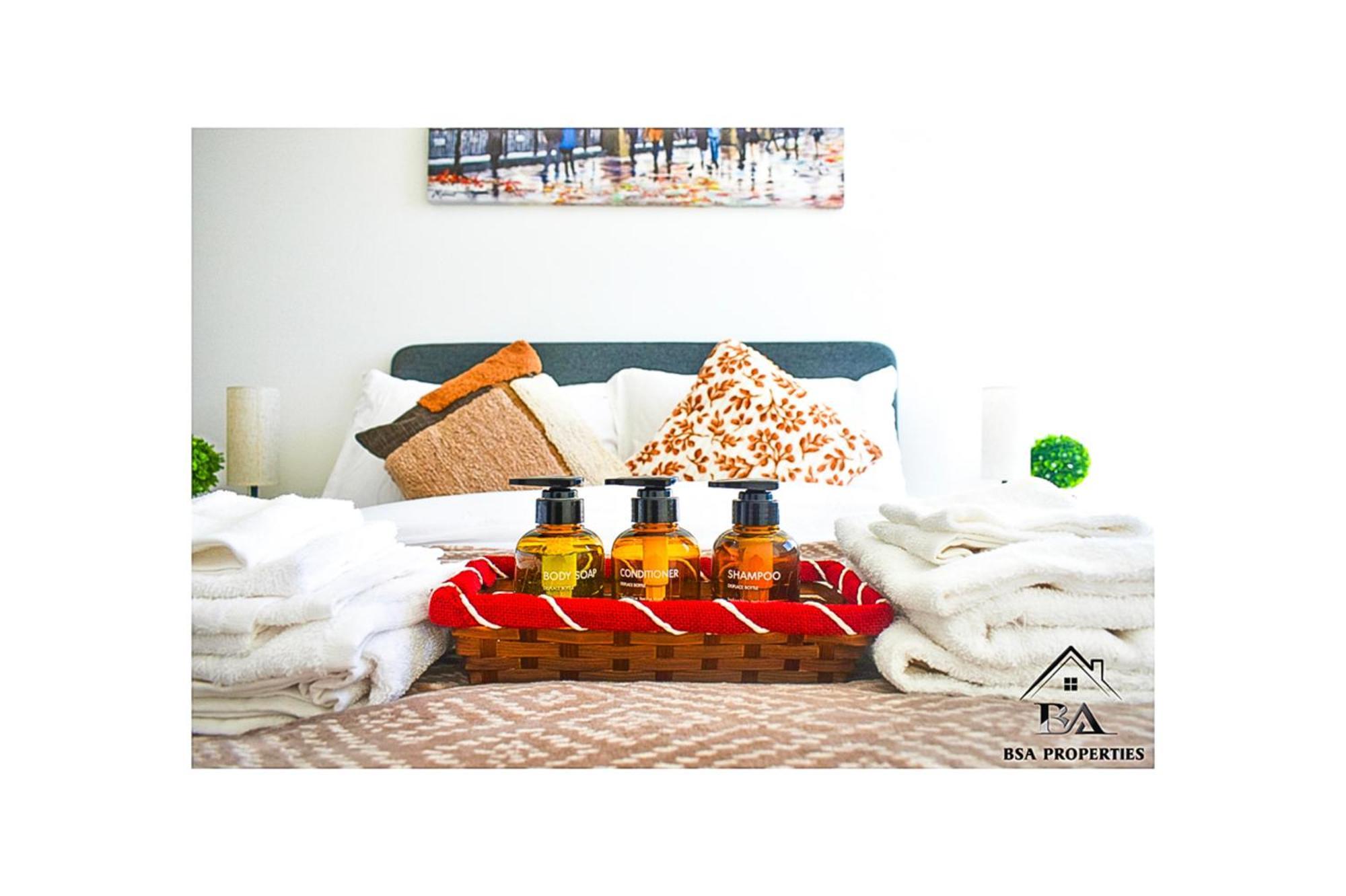 City Centre Apartment Close To Ascot & Legoland Sleep Upto 4 Guests - Parking On Request! Бракнелл Екстер'єр фото