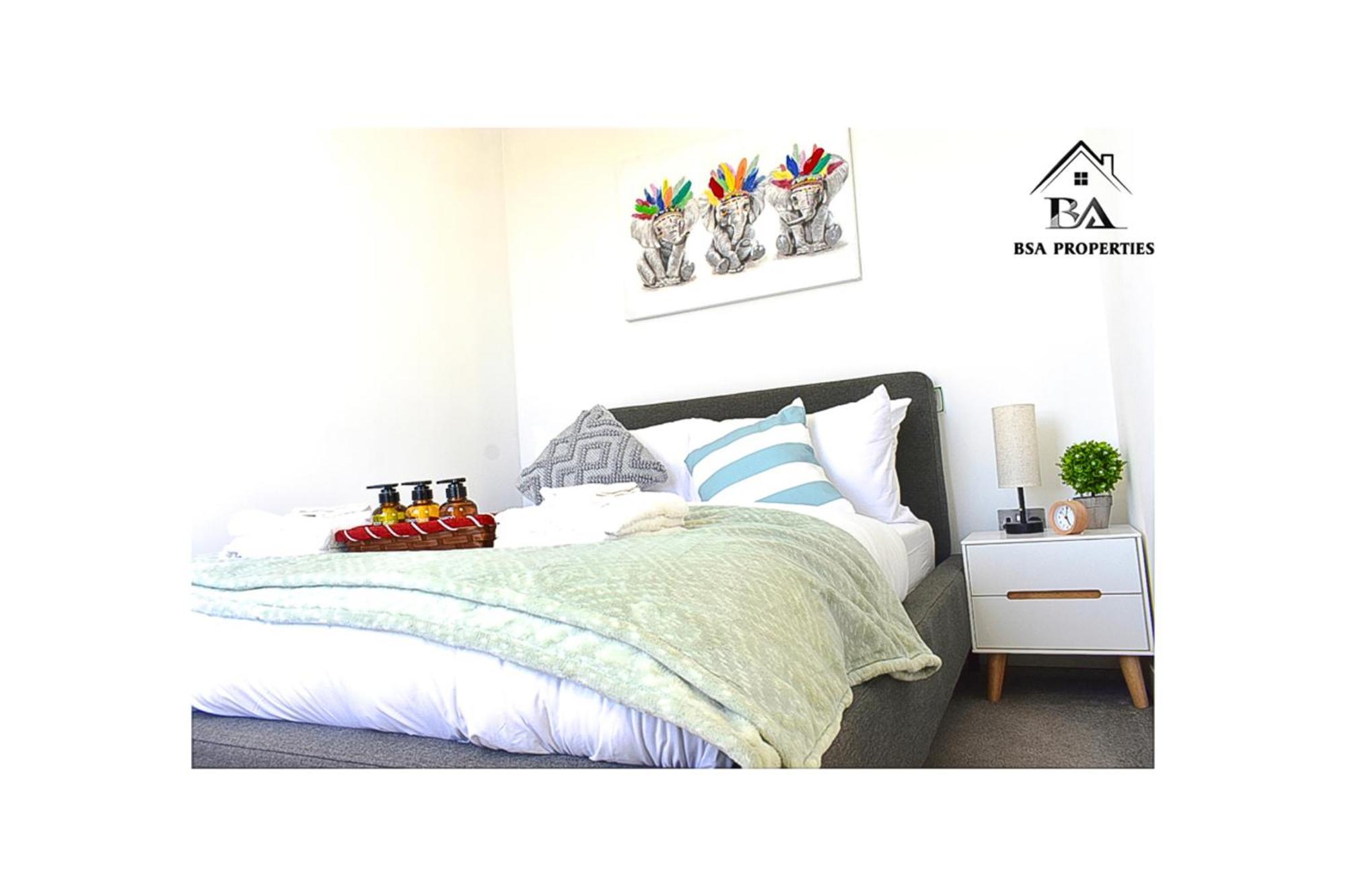 City Centre Apartment Close To Ascot & Legoland Sleep Upto 4 Guests - Parking On Request! Бракнелл Екстер'єр фото